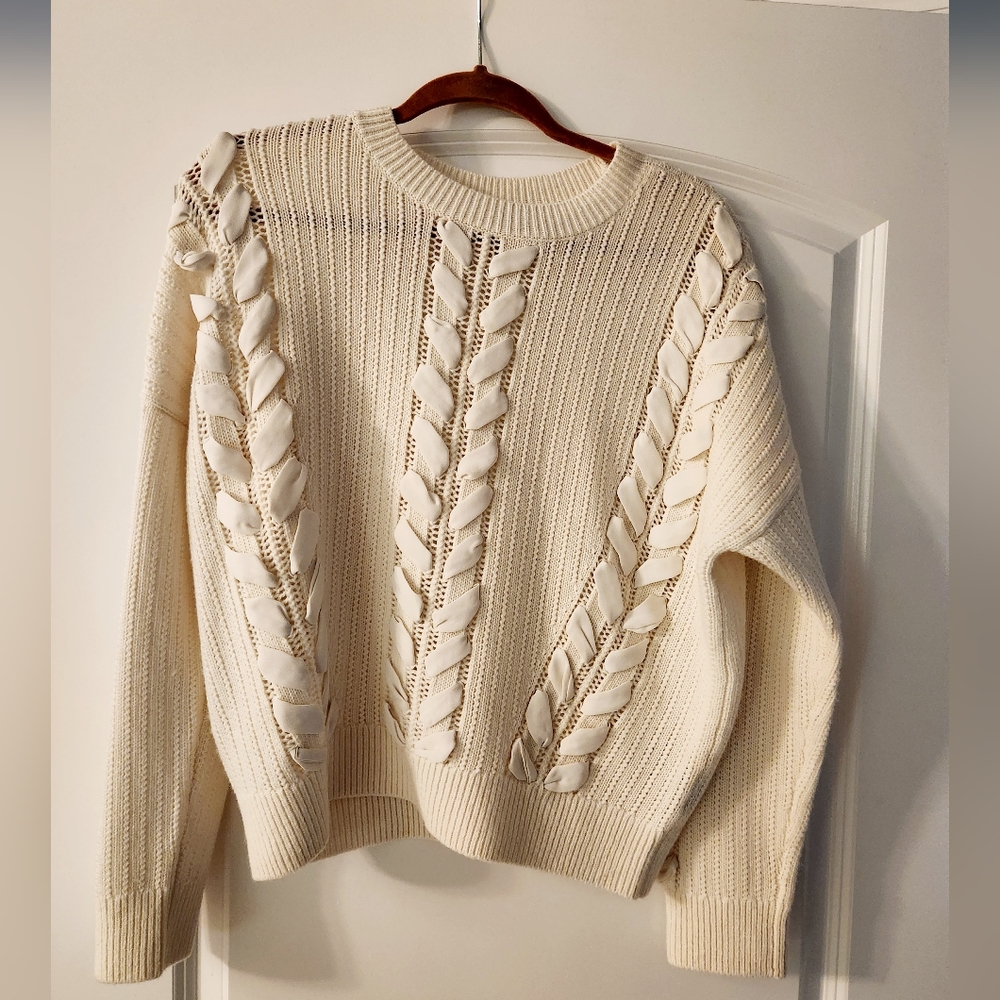 Club Monaco White Sweater.  Size Small